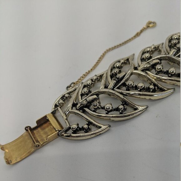 Rousseau Link BRACELET Gold Tone Panels Tail Leaf Fold Over Clasp Safety Chain - Picture 4 of 6